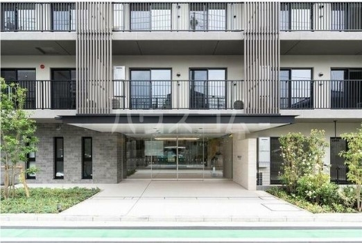 19/29 エントランス