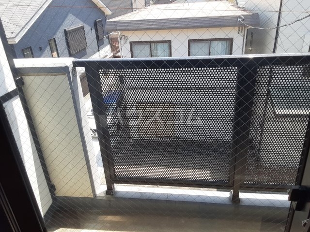19/28 バルコニー