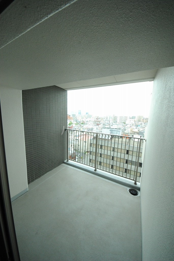 21/30 バルコニー