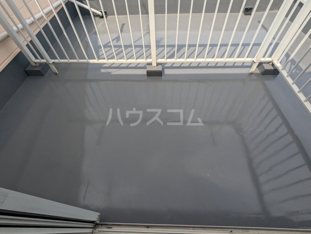 20/27 バルコニー