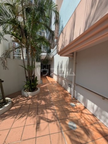 25/30 エントランス