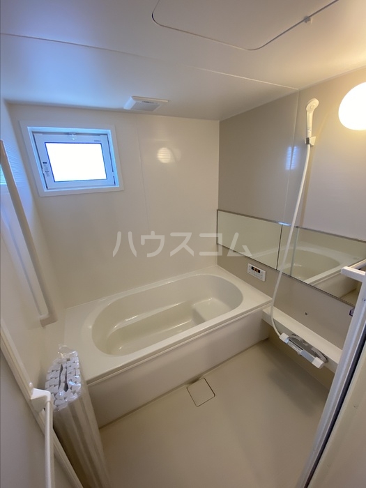 13/30 浴室