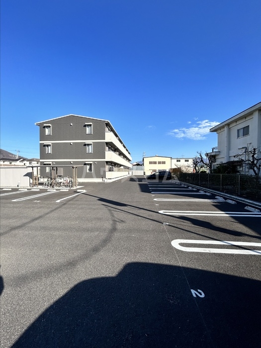 21/27 駐車場