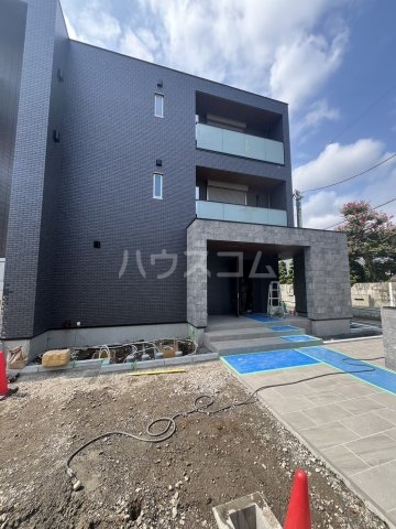 20/28 エントランス