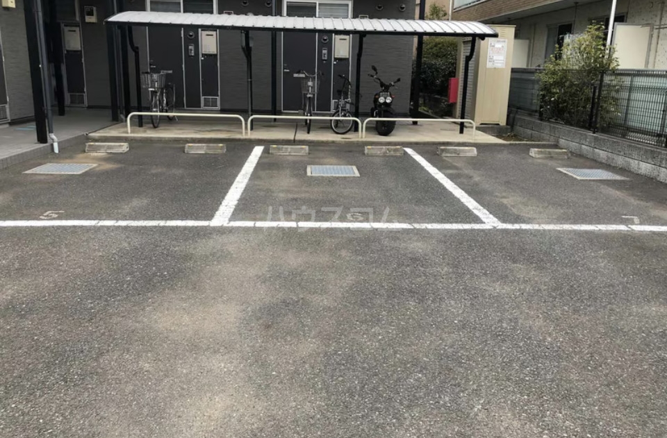 4/8 駐車場