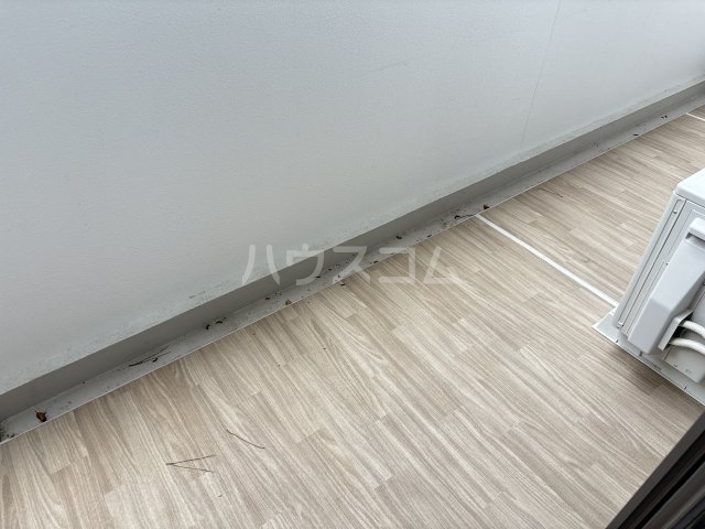 20/30 バルコニー