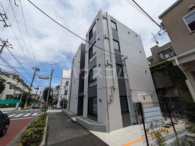 2/4 外観