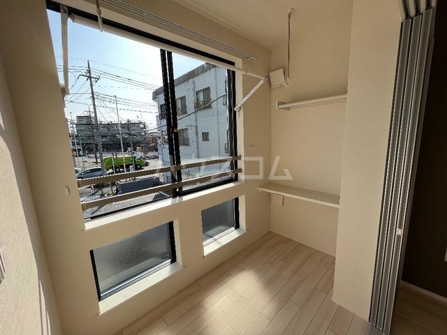 19/29 バルコニー