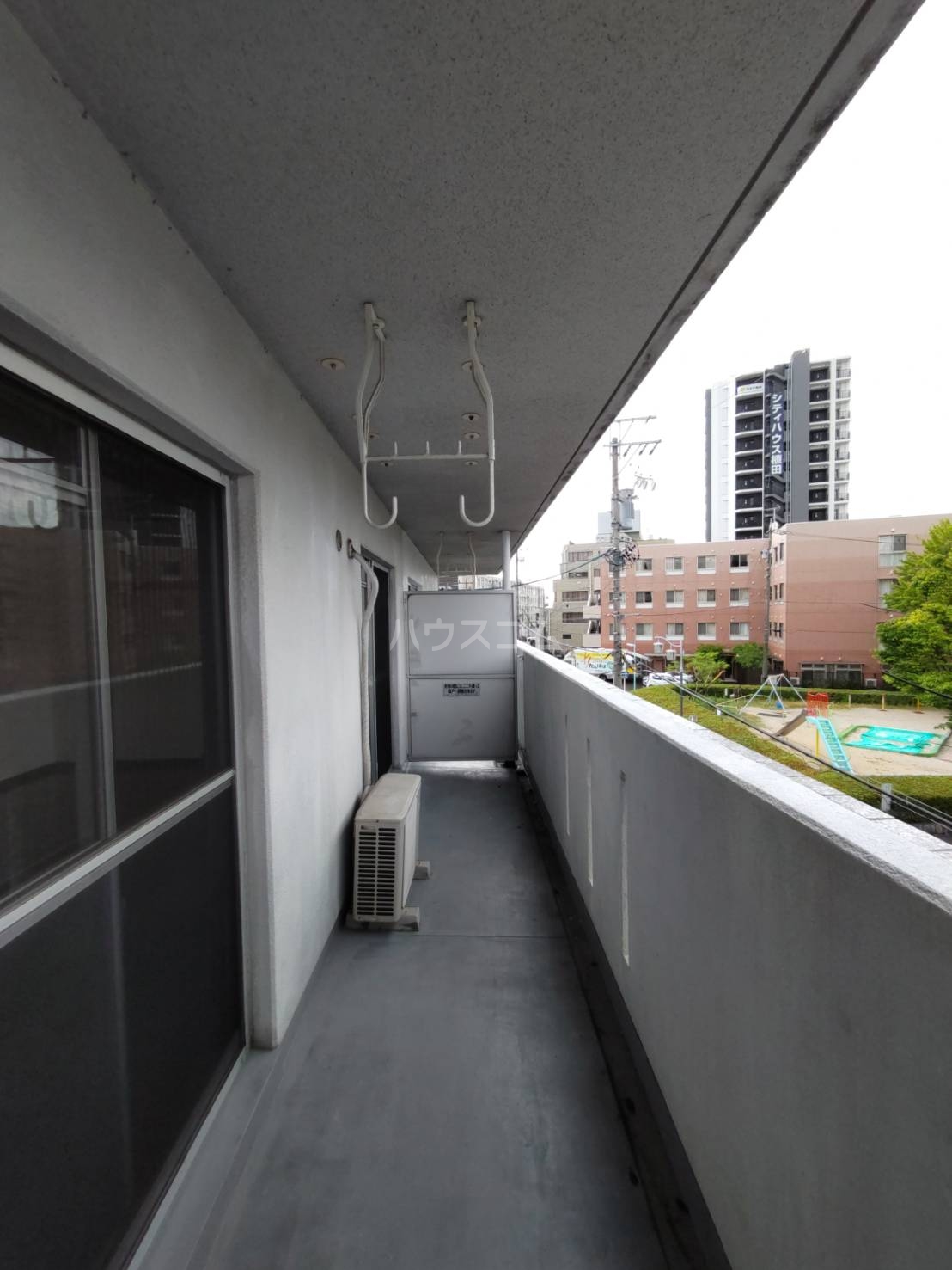 23/30 バルコニー