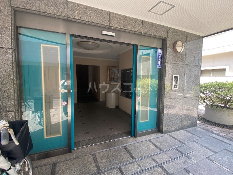 19/21 エントランス