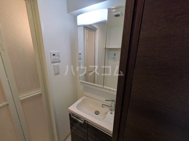 14/30 洗面