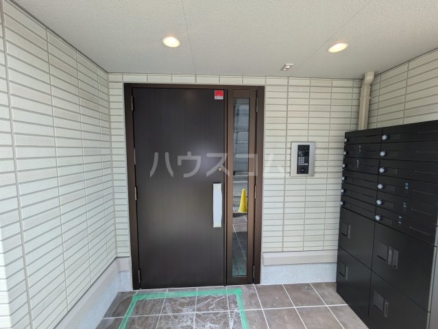 29/30 エントランス