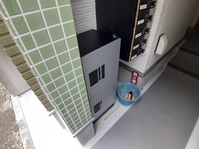 21/30 エントランス