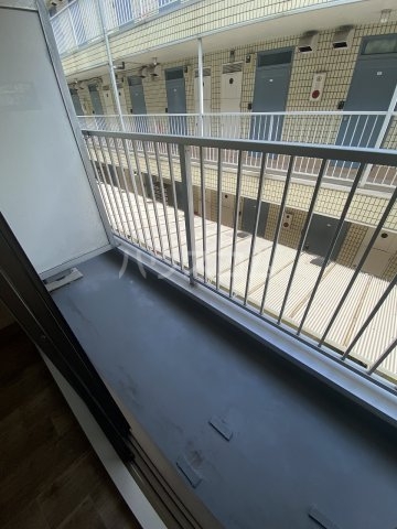 13/27 バルコニー