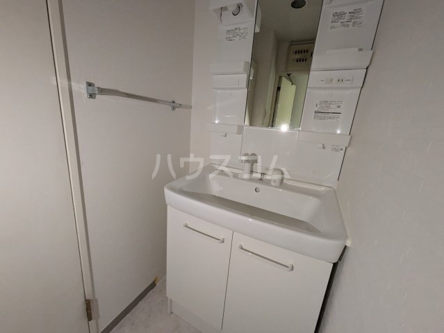 15/27 洗面