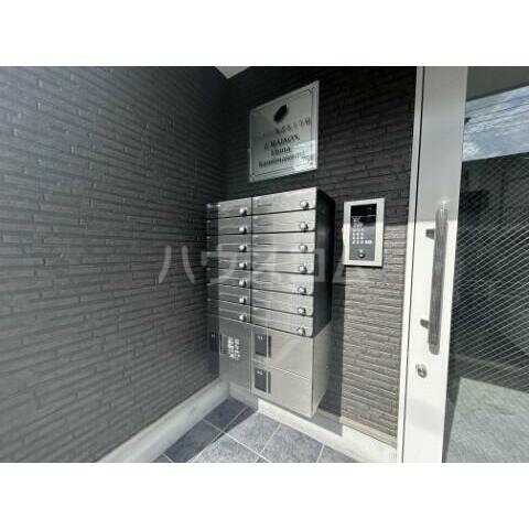 16/19 エントランス