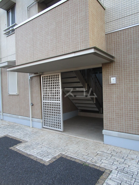 2/10 エントランス