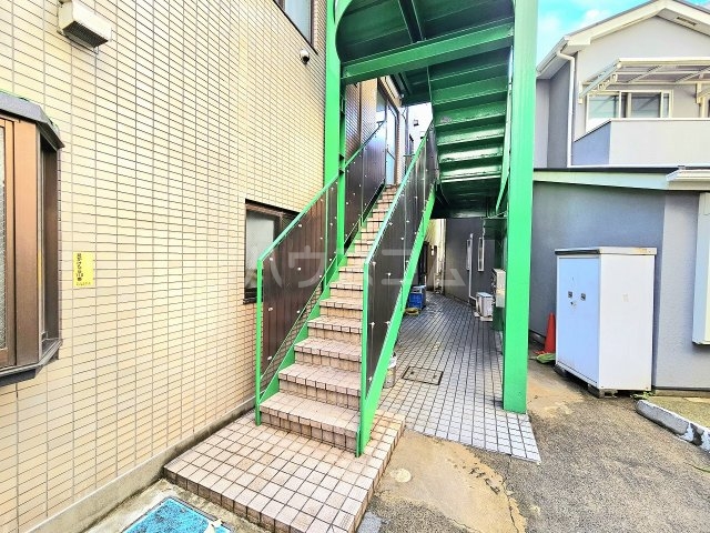 2/6 エントランス