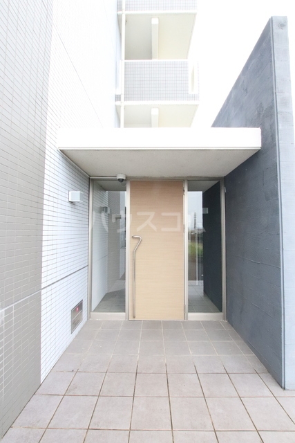 1/3 エントランス