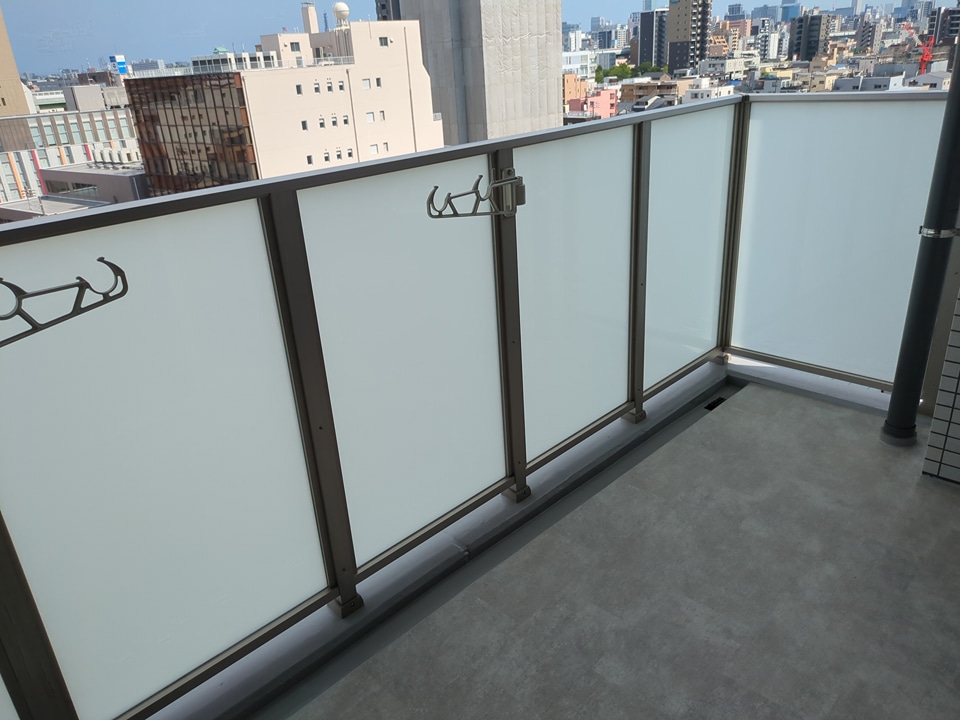 20/30 バルコニー