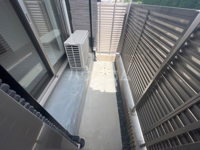 18/30 バルコニー