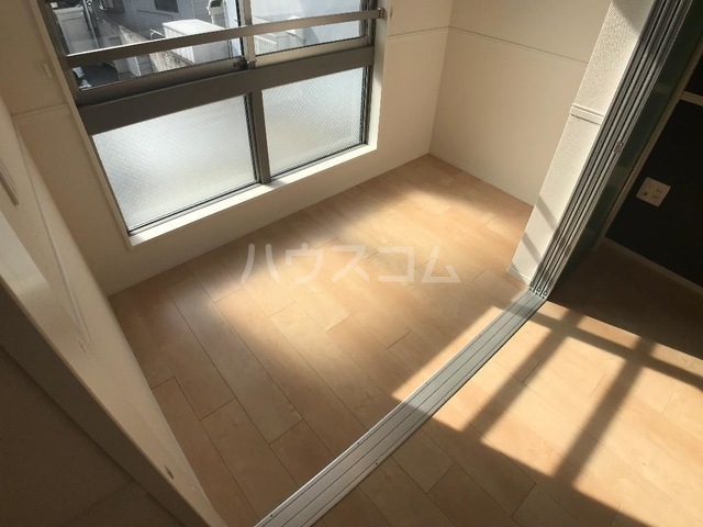 19/30 バルコニー