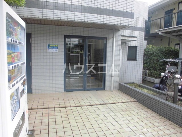 19/29 エントランス