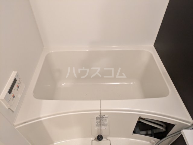 13/30 浴室