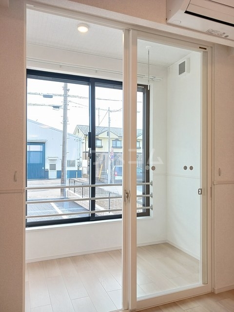 14/22 バルコニー