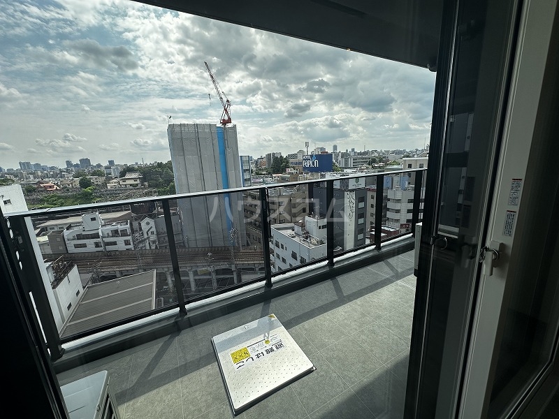 14/23 バルコニー