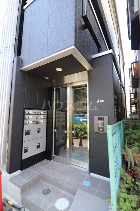 29/30 エントランス