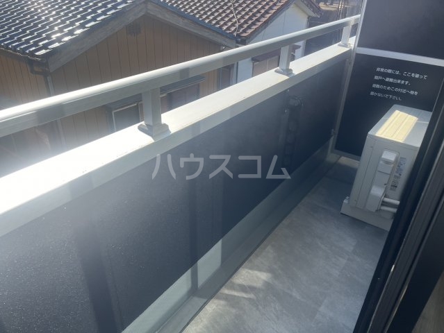 23/30 バルコニー
