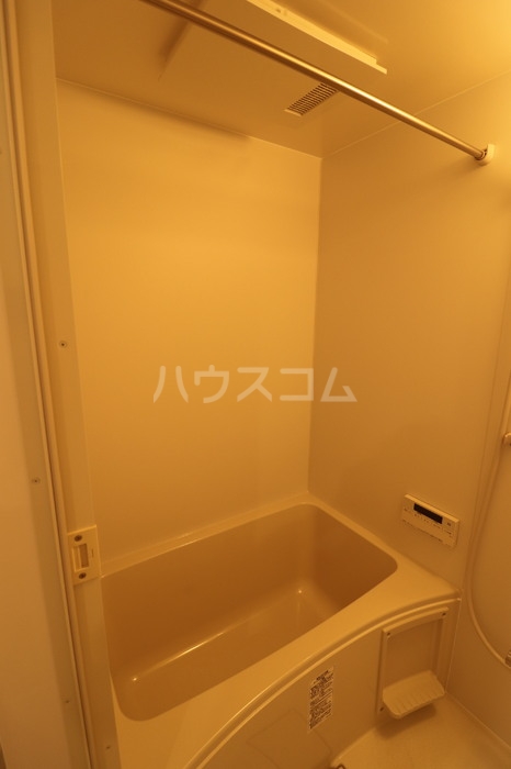 13/30 浴室