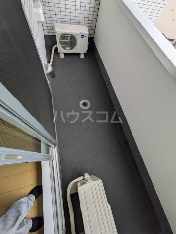 20/30 バルコニー