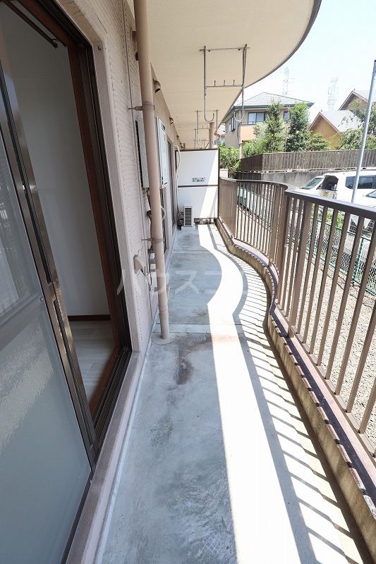 13/18 バルコニー