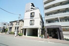 17/20 エントランス