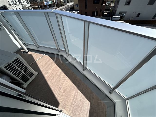 17/26 バルコニー