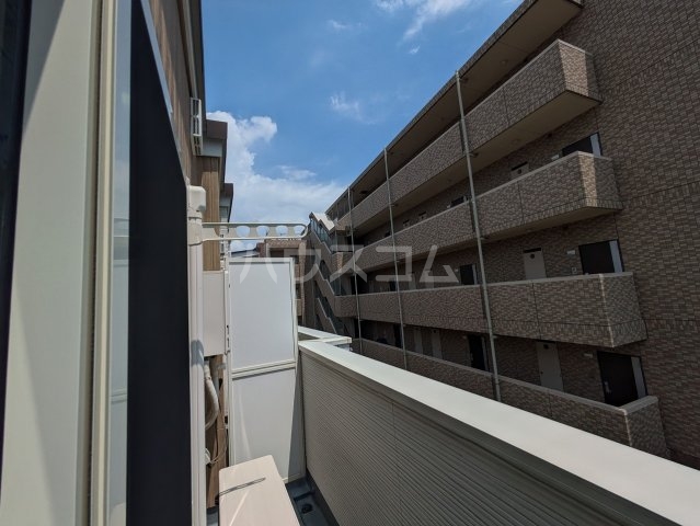 20/30 バルコニー