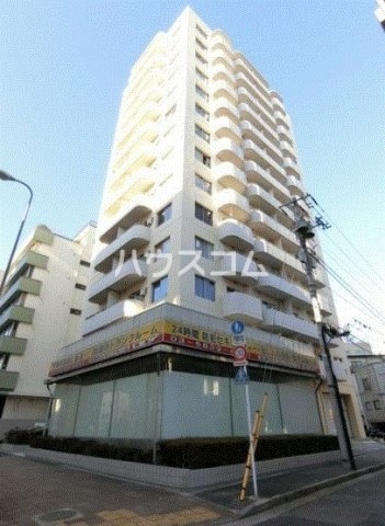 14/19 エントランス