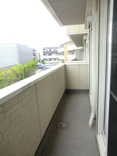 18/30 バルコニー