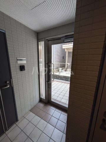 2/9 エントランス