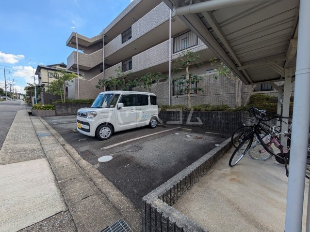 3/11 駐車場
