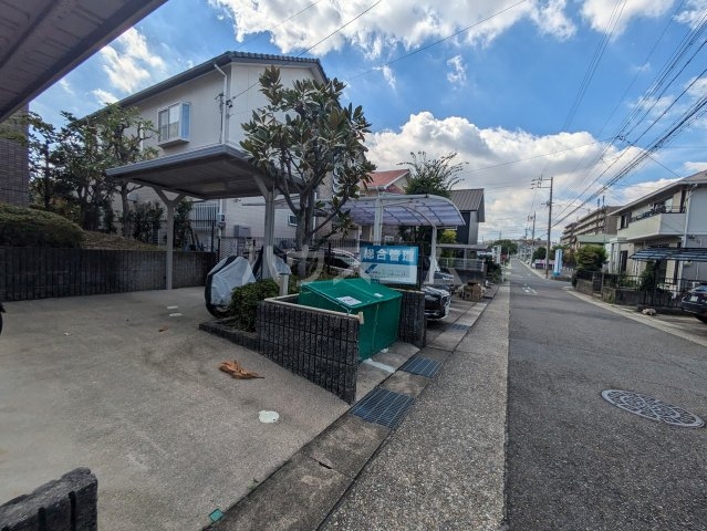 22/29 駐車場