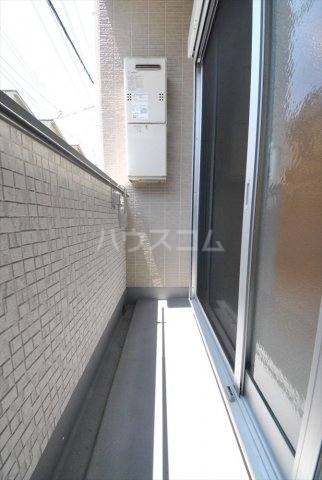 20/30 バルコニー