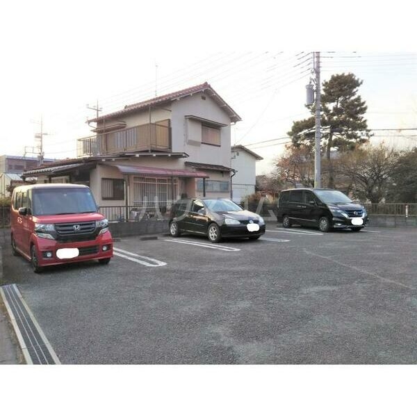 20/30 駐車場