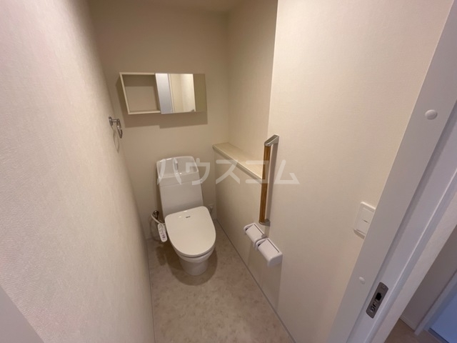 25/30 エントランス