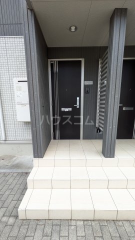 20/24 エントランス