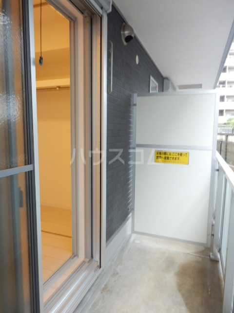 13/23 バルコニー