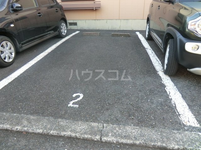 14/21 駐車場