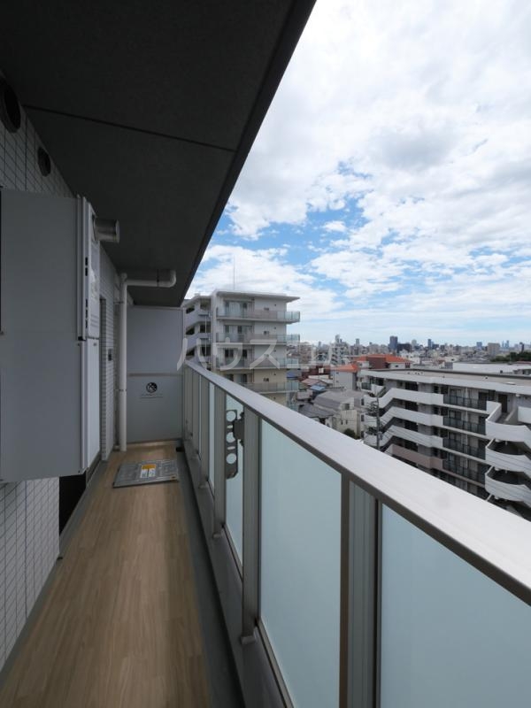 13/23 バルコニー